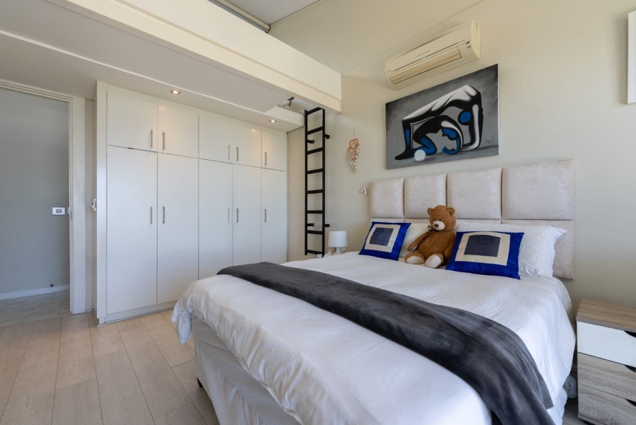 6 Bedroom Property for Sale in Camps Bay Western Cape